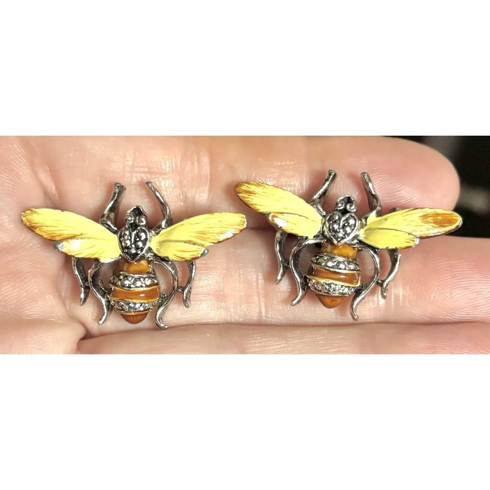 vintage‎ bumble bee brooches
